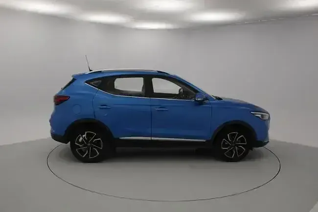 Usado MG ZS Luxury 111 CV (81 kW) 2022 Azul SUV