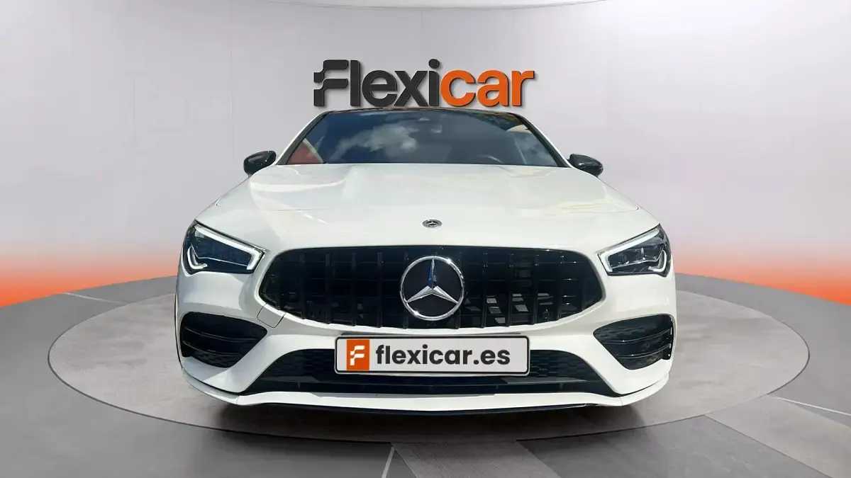 Usado Mercedes CLA200 163 CV (119 kW) 2022 Blanco Coupe