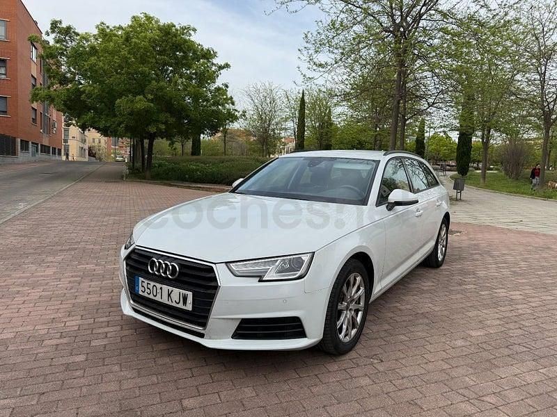 Usado Audi A4 Sport 150 CV (110 kW) 2018 Blanco Familiar