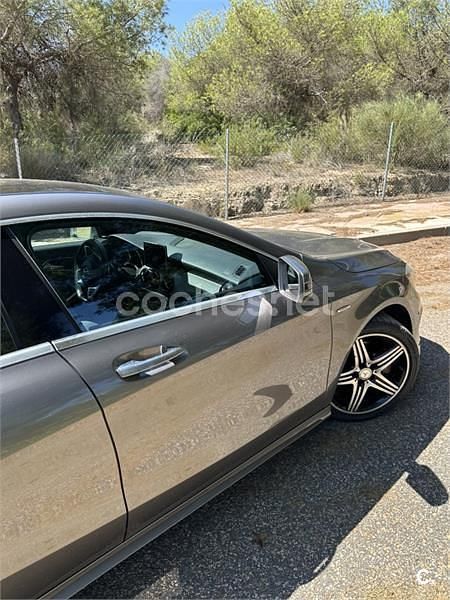 Usado Mercedes CLA250 211 CV (155 kW) 2015 Gris / plata Berlina