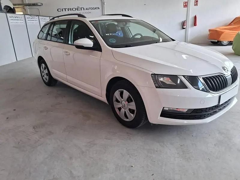 Brugt Skoda Octavia Active 115 HK (84 kW) 2019 Hvid Stationcar
