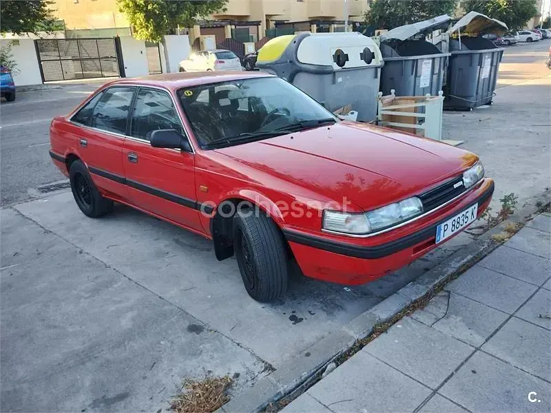 Usado Mazda 626 148 CV (108 kW) 1989 Rojo Utilitario