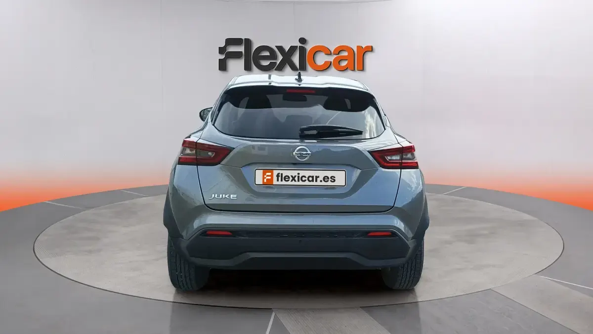 Usado Nissan Juke N-Connecta 114 CV (83 kW) 2021 Gris SUV