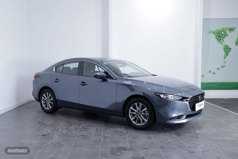Usado Mazda 3 122 HP (89 kW) 2023 Cinzento Sedan