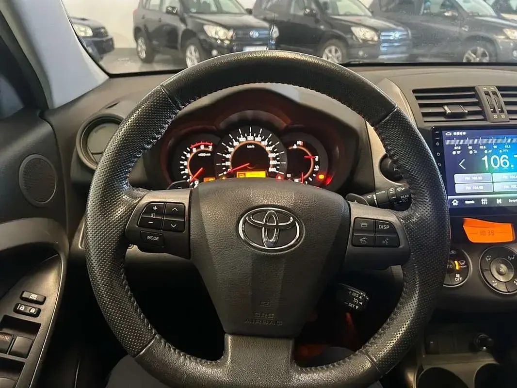 Usado Toyota RAV4 150 CV (110 kW) 2012 Marrón SUV