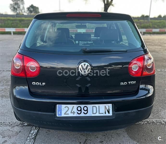 Usado VW Golf IV Highline 140 CV (102 kW) 2005 Negro Berlina