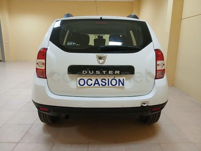 Usado Dacia Duster Lauréate 90 CV (66 kW) 2016 Blanco SUV