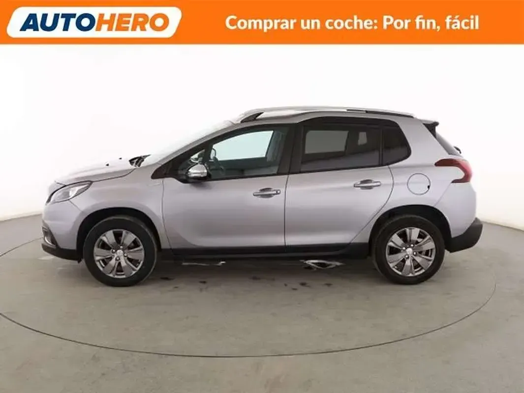 Usado Peugeot 2008 Style 82 CV (60 kW) 2018 Gris SUV