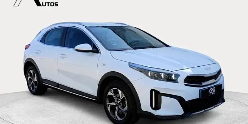 Usado Kia XCeed 101 CV (74 kW) 2024 Blanco SUV