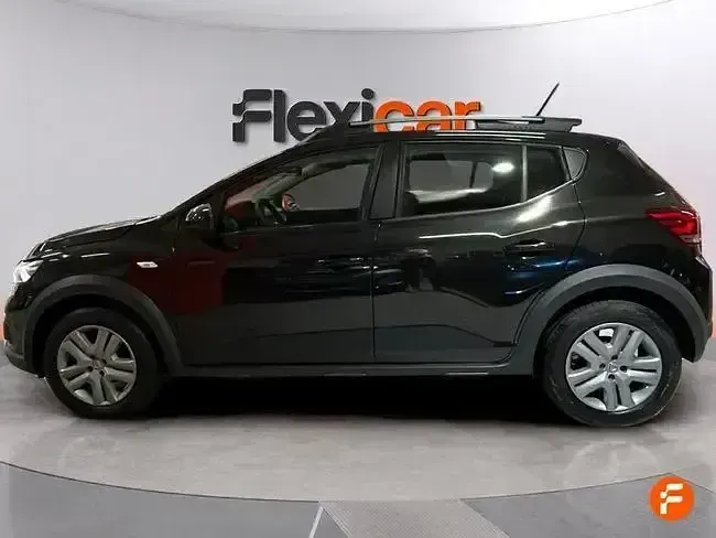 Usado Dacia Sandero Essentiel 101 CV (74 kW) 2022 Negro