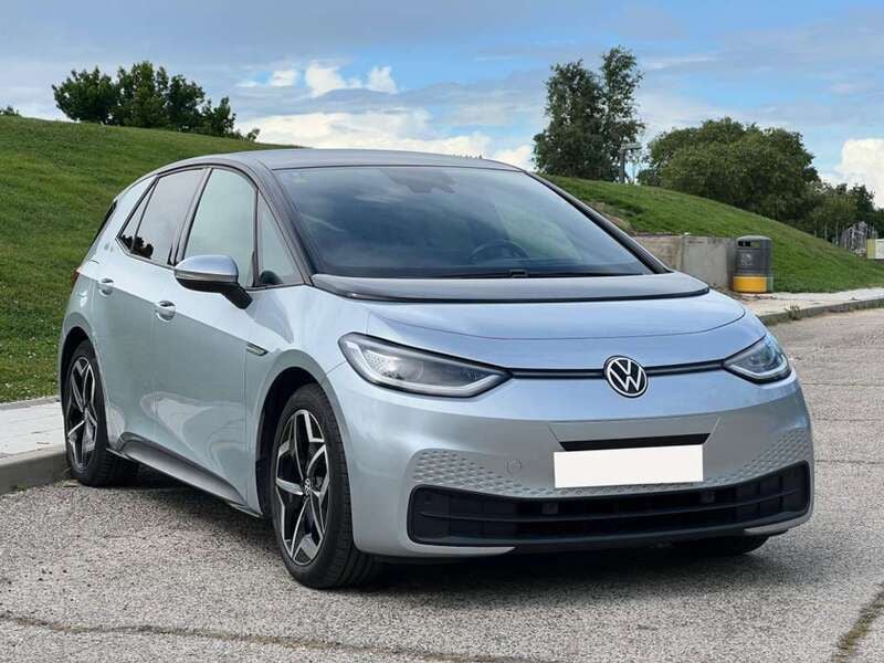 Plateado Usado 2020 VW ID.3 Pro Performance Utilitario | 19.100 € (Precio justo) - Imagen 1/4