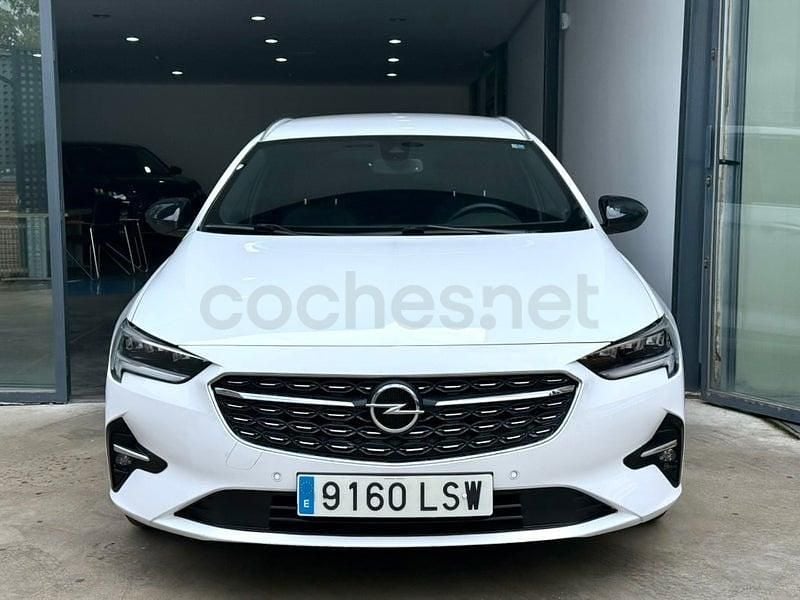 Usado Opel Insignia GS Line 122 CV (89 kW) 2021 Blanco Familiar