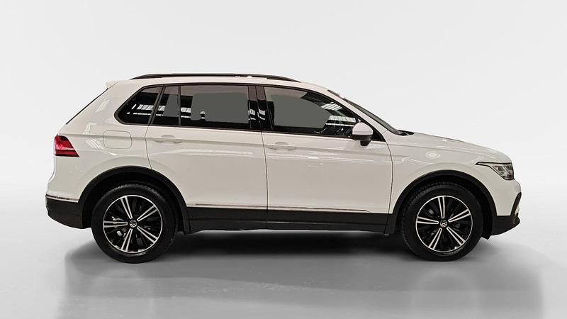 Usado VW Tiguan Life 150 CV (110 kW) 2022 SUV
