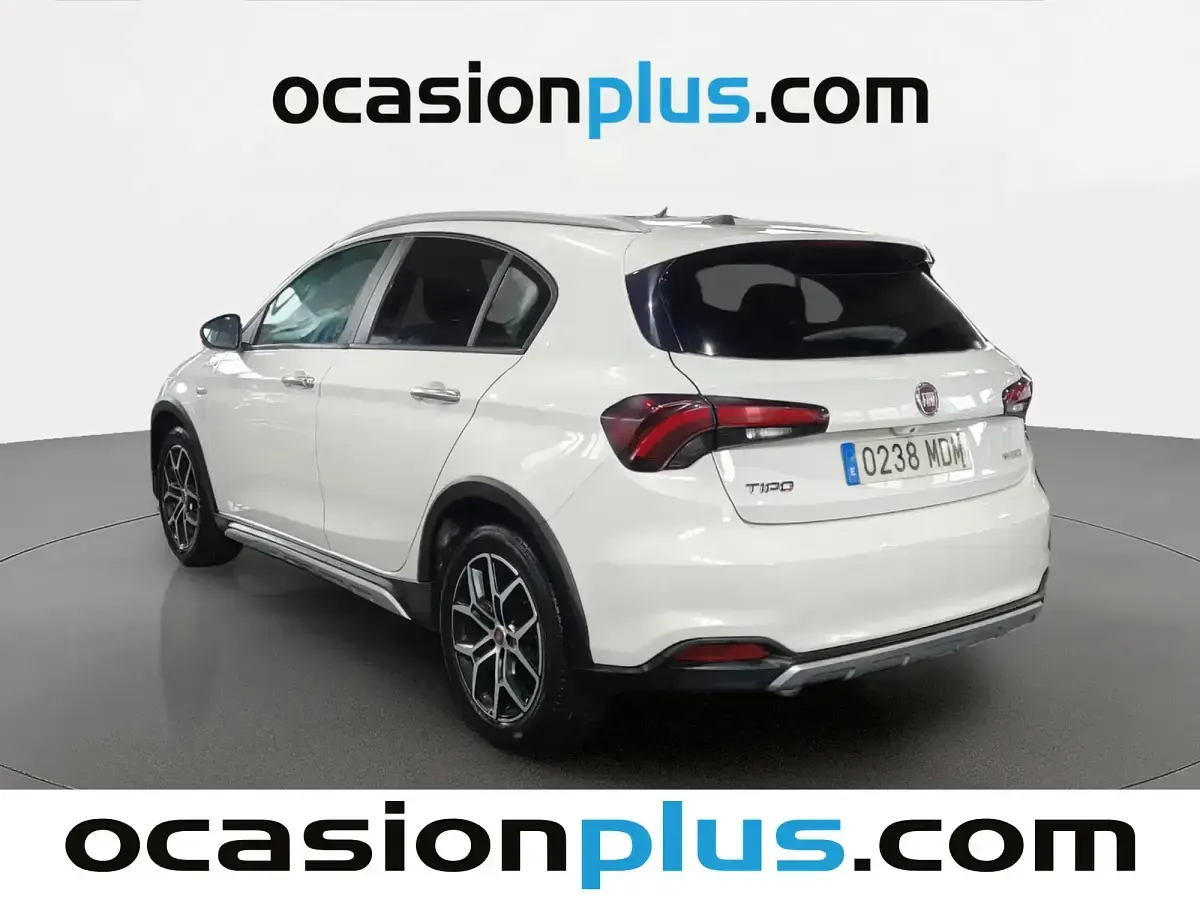 Usado Fiat Tipo Cross 130 CV (95 kW) 2023 Blanco Berlina
