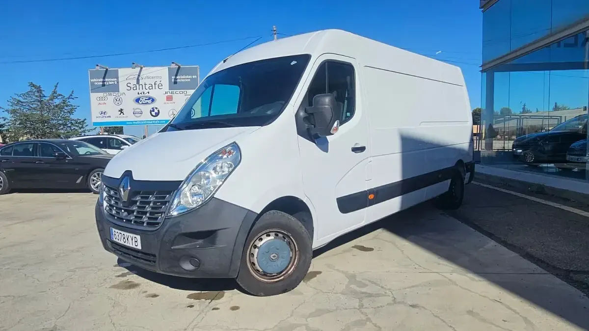 Usado Renault Master 130 CV (95 kW) 2019 Blanco Berlina