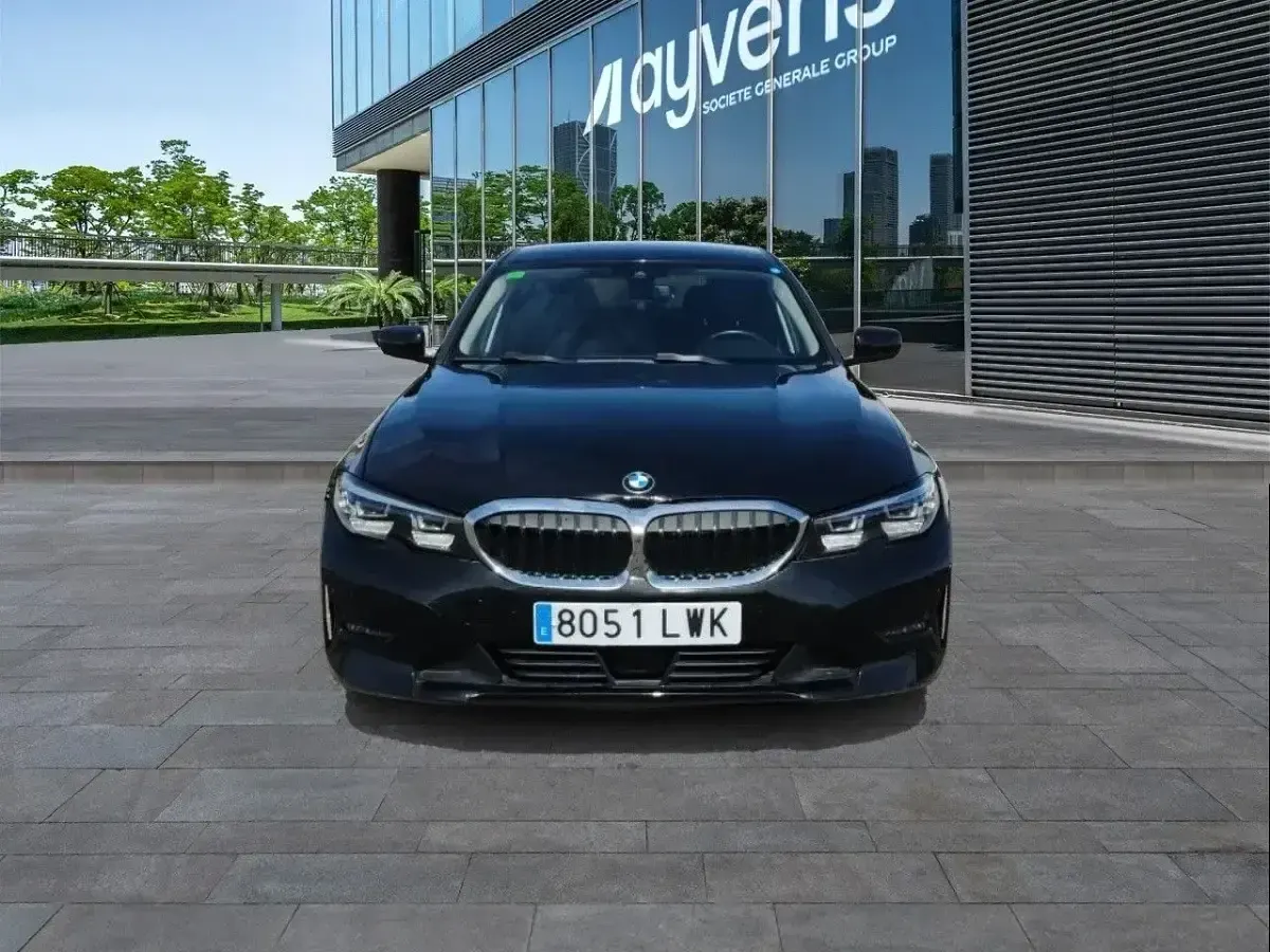 Begagnad BMW 320 190 HK (139 kW) 2022 Svart Sedan