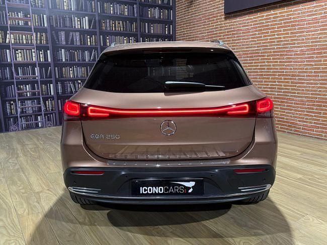Usado Mercedes EQA250 139 kW (190 CV) 2022 Eléctrico SUV
