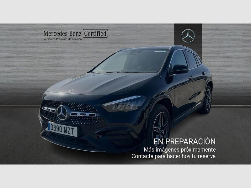 Usado Mercedes GLA250 AMG line 218 CV (160 kW) 2025 Negro SUV