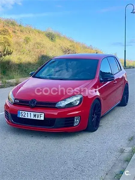 Usado VW Golf VII GTI 220 CV (161 kW) 2012 Rojo Berlina