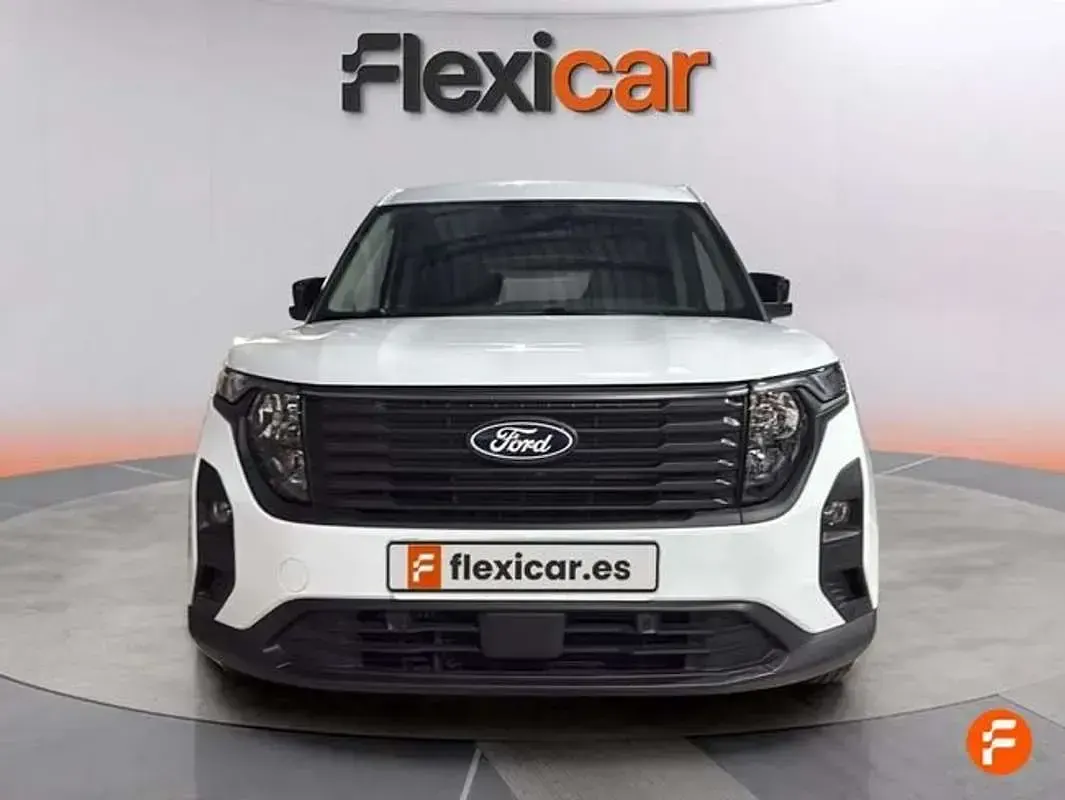 Usado Ford Tourneo Active 125 CV (91 kW) 2023 Blanco Van