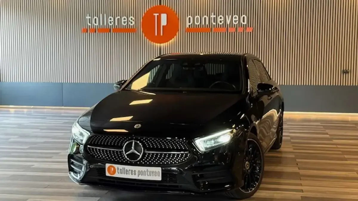 Usado Mercedes A250 218 CV (160 kW) 2021 Negro Utilitario