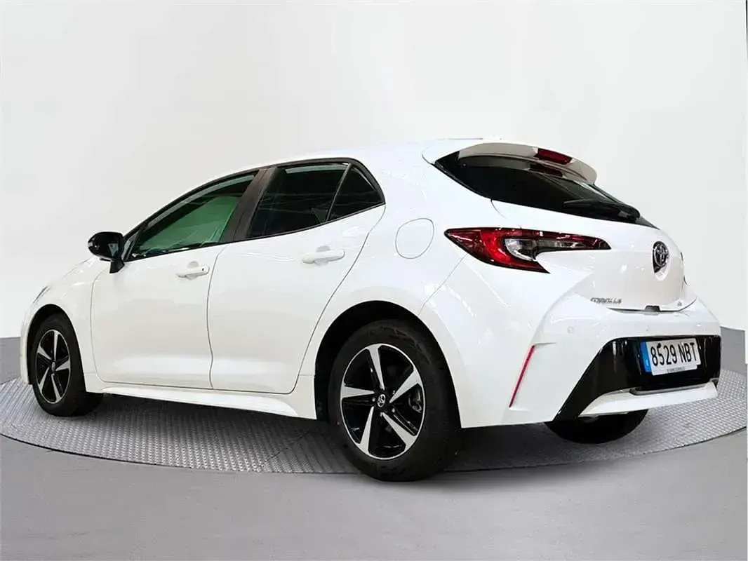 Usado Toyota Corolla Active 140 CV (102 kW) 2025 Utilitario