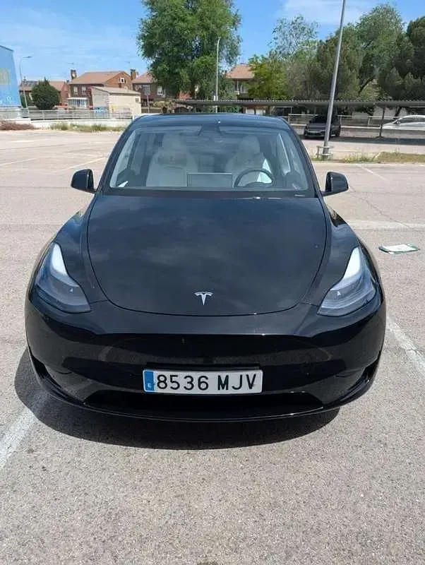 Usado Tesla Model Y RWD 255 kW (347 CV) 2023 Negro SUV