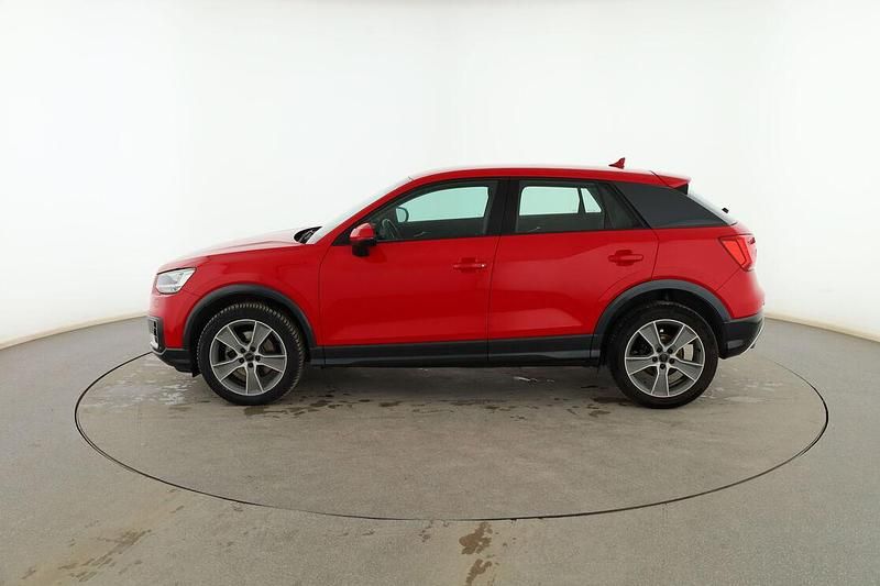 Usado Audi Q2 Design 115 CV (84 kW) 2018 Rojo SUV