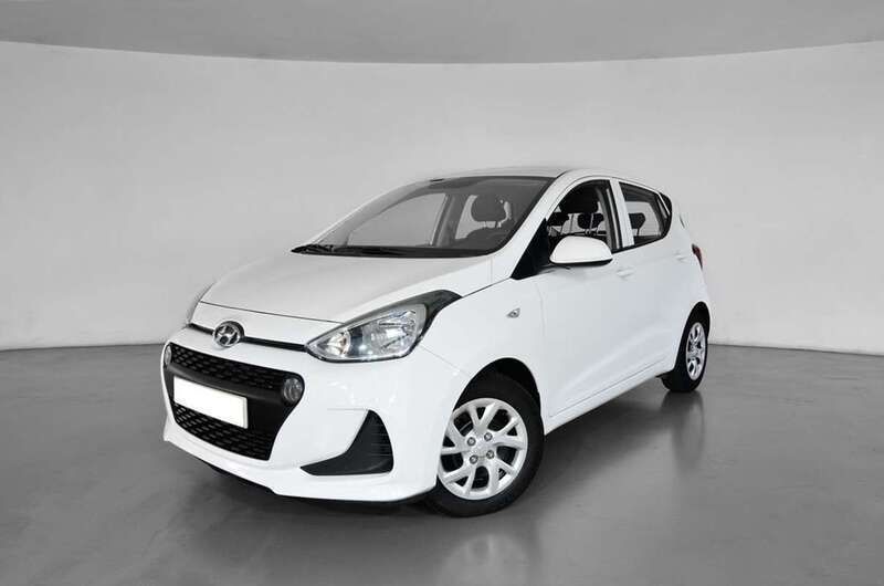 Amarillo Usado 2019 Hyundai i10 Classic Utilitario | 9190 € (Precio justo) - Imagen 1/4