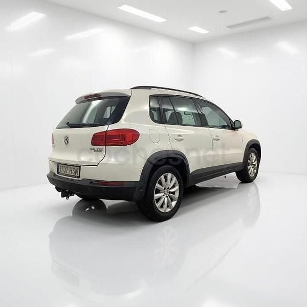 Usado VW Tiguan Business 140 CV (102 kW) 2014 Blanco SUV