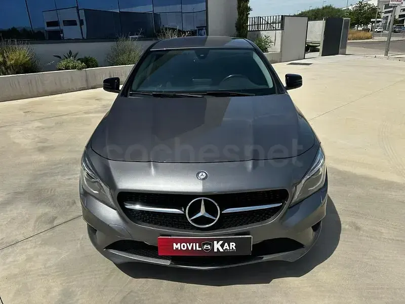 Usado Mercedes CLA200 Shooting Brake Urban 136 CV (100 kW) 2016 Gris / plata Familiar