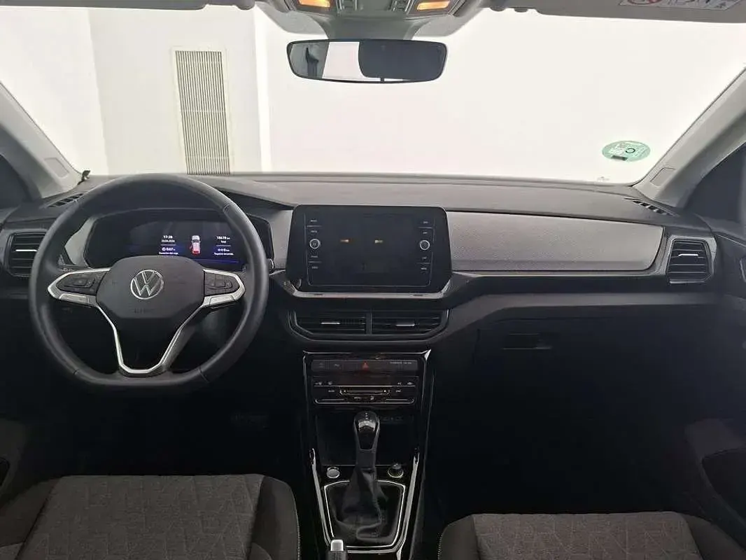 Usado VW T-Cross 116 CV (85 kW) 2025 Gris SUV