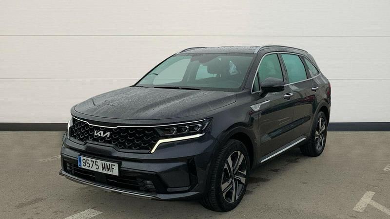 Usado Kia Sorento 265 CV (194 kW) 2023 Gris / plata SUV