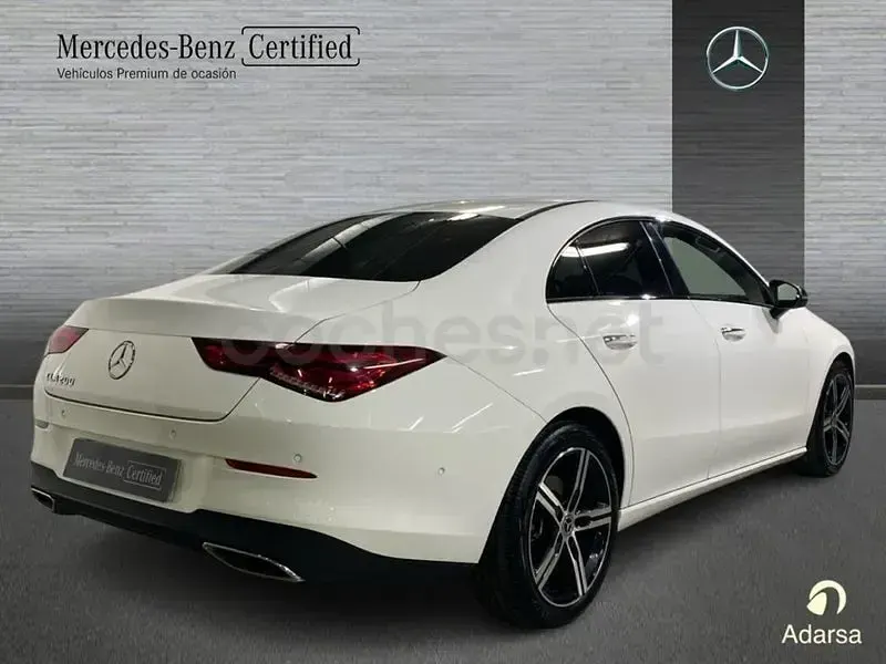 Usado Mercedes CLA200 163 CV (119 kW) 2023 Blanco Berlina