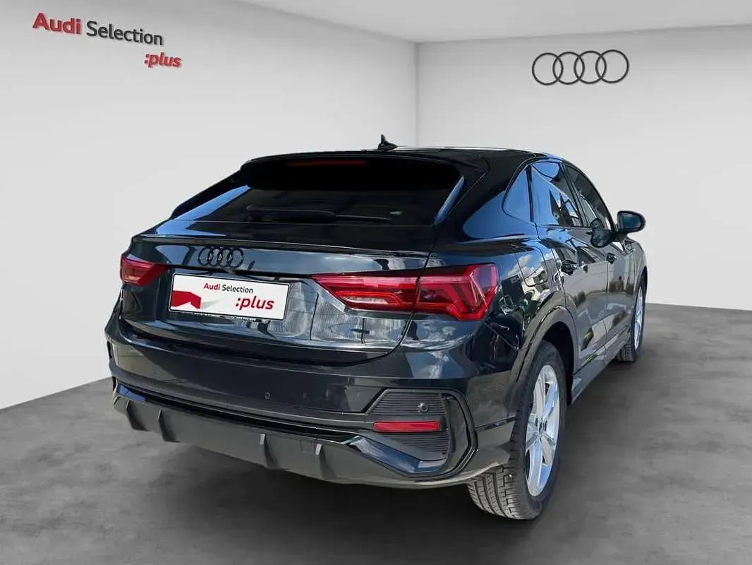 Usado Audi Q3 Sportback 150 CV (110 kW) 2021 Negro SUV