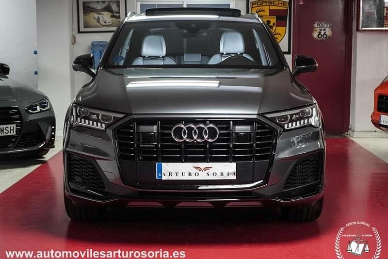 Usado Audi Q7 S-line plus 462 CV (339 kW) 2021 Gris SUV