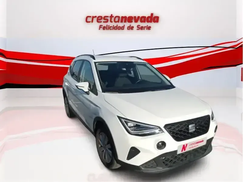 Usado Seat Arona Style 110 HP (80 kW) 2023 Branco SUV
