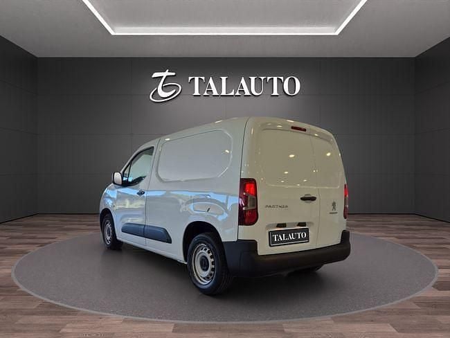 Usado Peugeot Partner S 100 CV (73 kW) 2019 Blanco Monovolumen