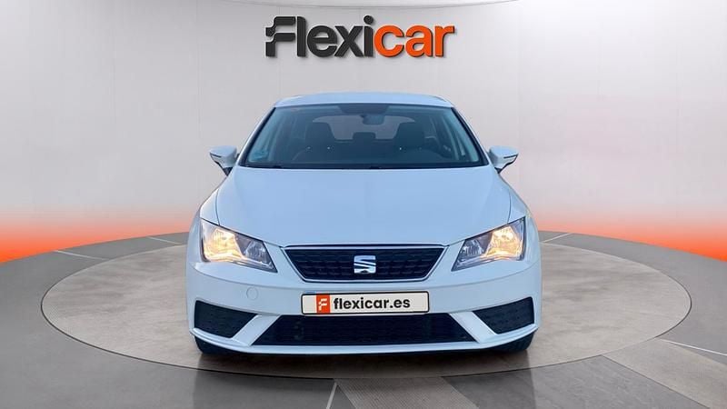 Usado Seat Leon Style 115 CV (84 kW) 2019 Blanco Berlina