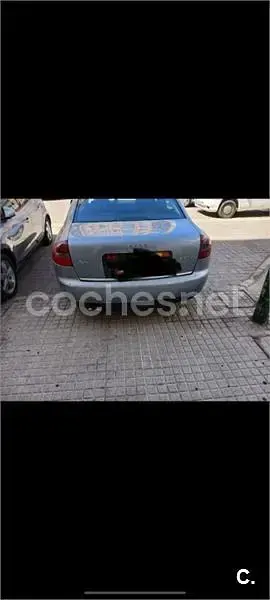 Usado Audi A6 163 CV (119 kW) 2004 Azul Berlina