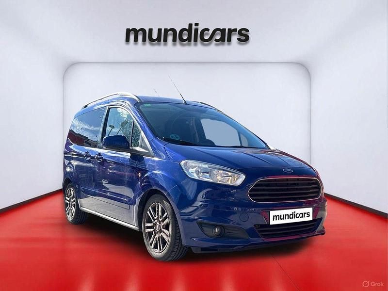Usado Ford Tourneo Courier Trend 100 CV (73 kW) 2019 Azul Monovolumen