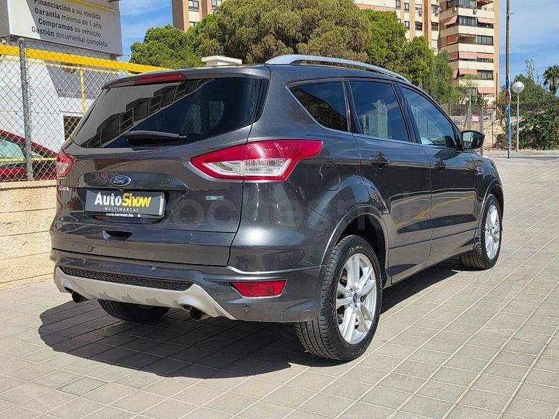 Usado Ford Kuga ST-Line 180 CV (132 kW) 2016 Gris / plata SUV
