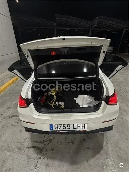 Usado Mercedes CLA200 163 CV (119 kW) 2020 Blanco Coupe