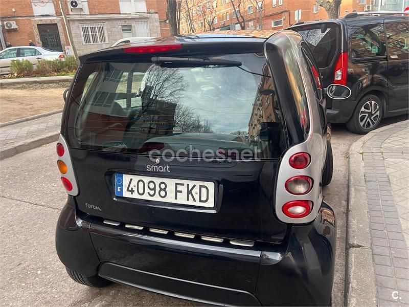 Usado Smart ForTwo Cabrio Pulse 61 CV (44 kW) 2006 Negro Descapotable