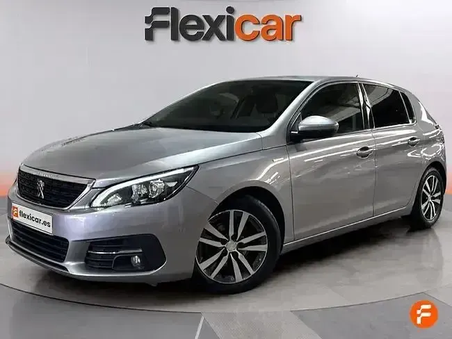 Usado Peugeot 308 Style 130 CV (95 kW) 2021 Gris Berlina