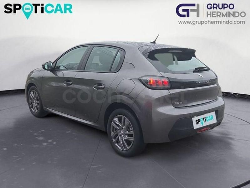 Usado Peugeot 208 Active 100 CV (73 kW) 2021 Gris / plata Utilitario
