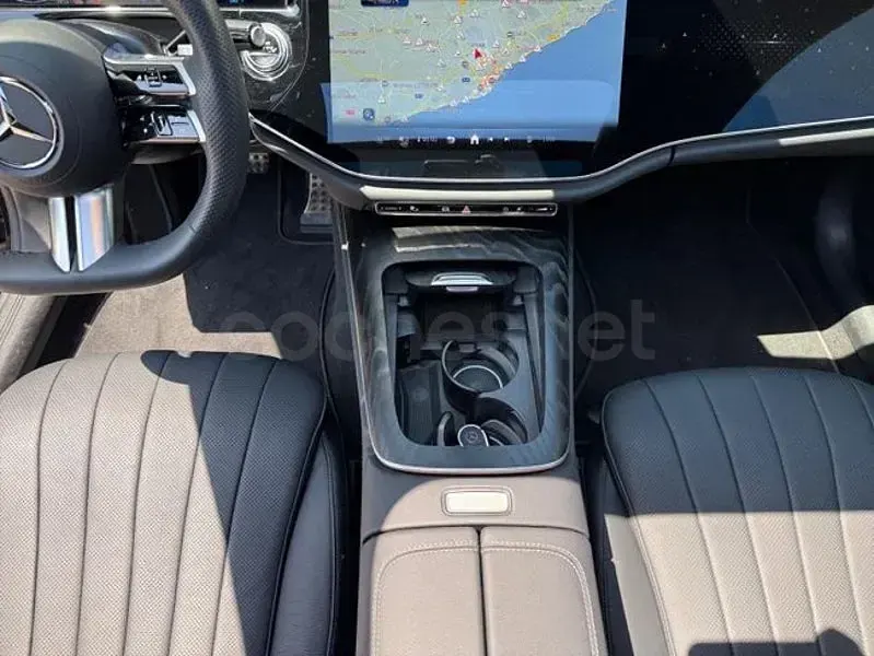 Usado Mercedes E220 197 CV (144 kW) 2023 Azul Berlina
