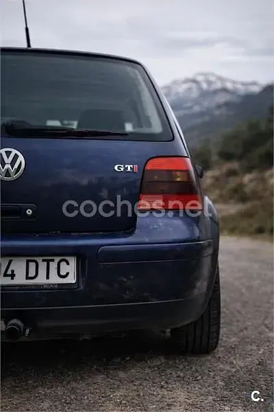 Usado VW Golf IV GTI 150 CV (110 kW) 2004 Azul Berlina