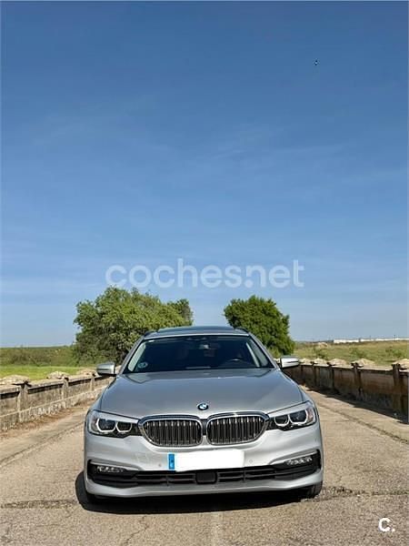 Usado BMW 520 Comfort Edition 190 CV (139 kW) 2017 Gris / plata Familiar