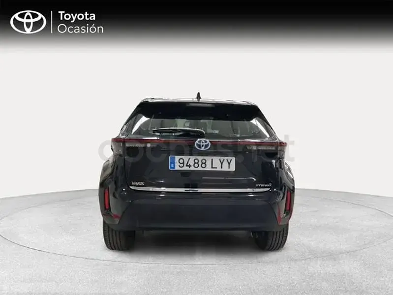 Usado Toyota Yaris Cross Active 116 CV (85 kW) 2022 Negro SUV